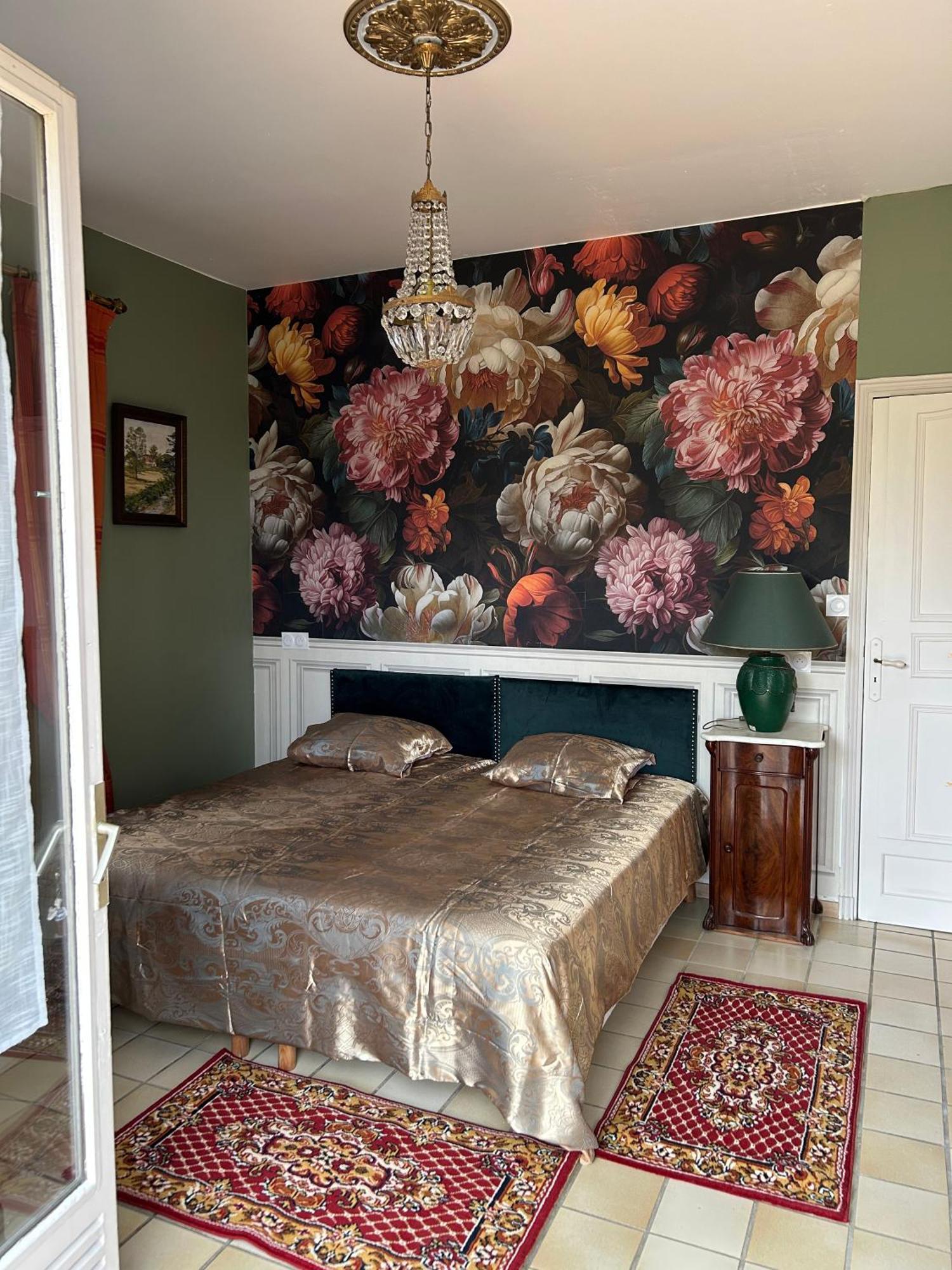 Manoir De La Gravette, Manoir Et Table D'Hotes 蒙托邦 外观 照片