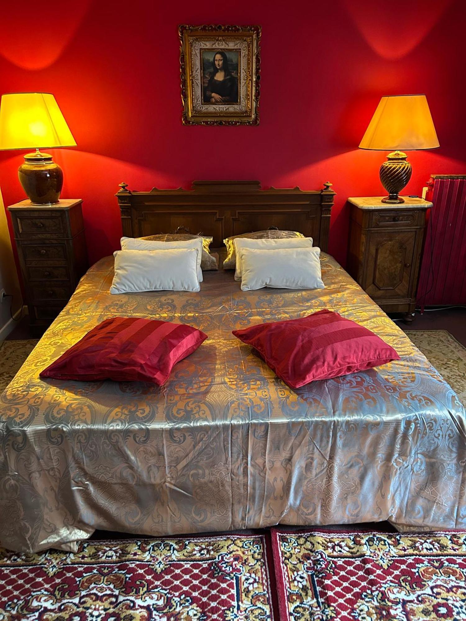 Manoir De La Gravette, Manoir Et Table D'Hotes 蒙托邦 外观 照片